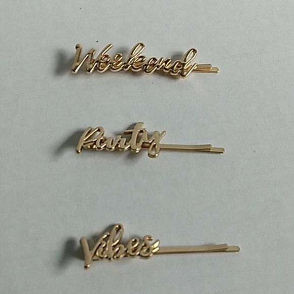 3 Hair Pins WEEKEND PARTY VIBES - Picture 1 of 4